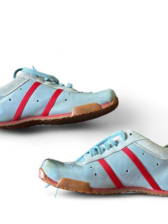 Diesel vintage Diesel Evelyn Y2K sneakers in a baby blue and red color size 10 main image 4